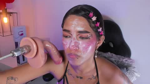 Snapshot of kathy_naughty1 chatting on February 19, 6:21 pm Khaty online show from February 19, 6:21 pm