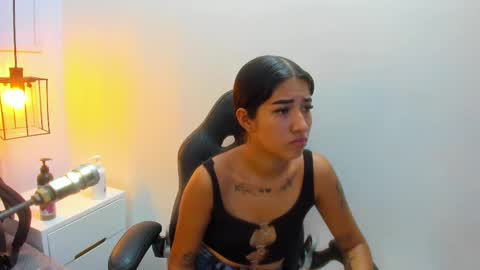 Snapshot of kathy_naughty1 chatting on March 10, 12:37 pm Khaty online show from March 10, 12:37 pm