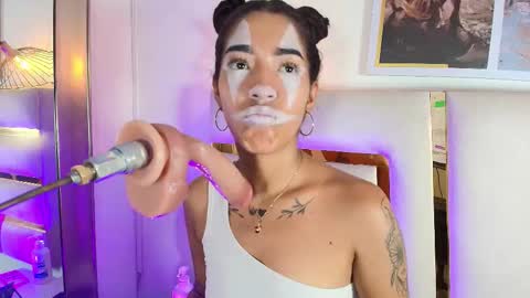 Snapshot of kathy_naughty1 chatting on December 17, 3:40 pm Khaty online show from December 17, 3:40 pm