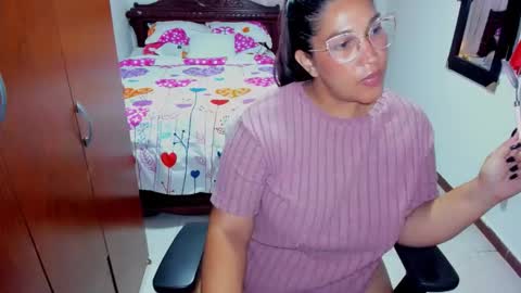 Snapshot of kathya_rabbit chatting on September 18, 3:30 am Kathye online show from September 18, 3:30 am