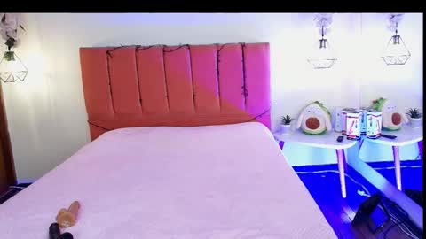 Katy  online show from December 16, 11:48 am