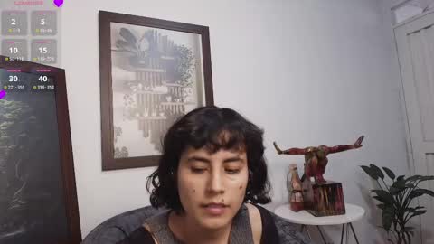 Snapshot of katia_12_ chatting on February 23, 9:48 pm katia_12_ online show from February 23, 9:48 pm