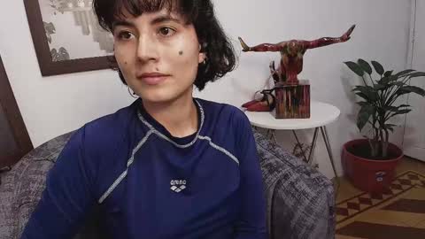 Snapshot of katia_12_ chatting on February 27, 6:07 am katia_12_ online show from February 27, 6:07 am