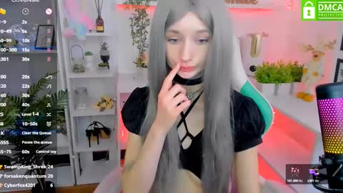 Snapshot of katia_kim chatting on February 21, 9:45 am Katia online show from February 21, 9:45 am