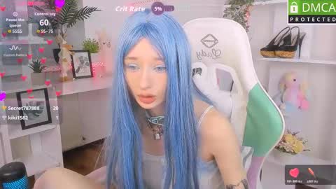 Snapshot of katia_kim chatting on October 18, 5:43 am Katia online show from October 18, 5:43 am