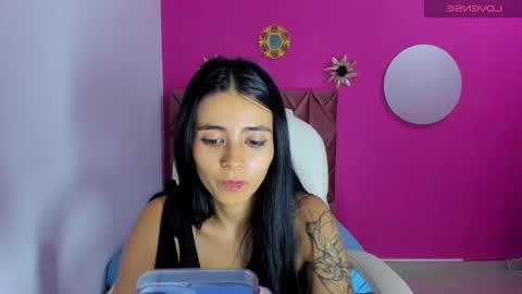 Snapshot of katia_sex25 chatting on December 5, 3:59 am Katia online show from December 5, 3:59 am