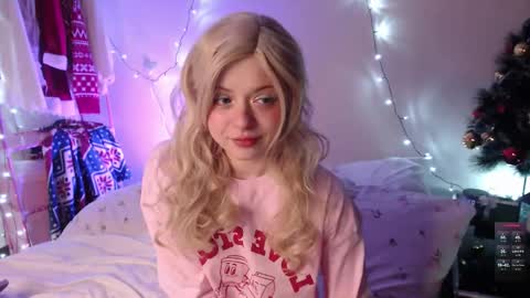 Katie Deville online show from December 19, 12:06 am