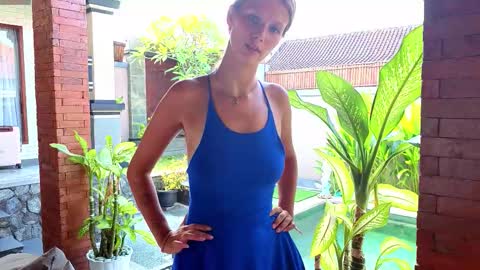 Katie online show from March 10, 7:57 am