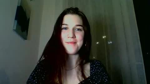 katie_foxi online show from January 19, 6:10 pm