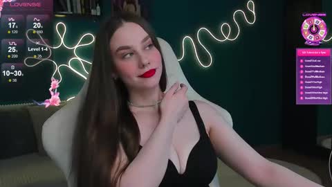 Snapshot of katie_taylorr chatting on March 10, 9:53 pm Katie online show from March 10, 9:53 pm