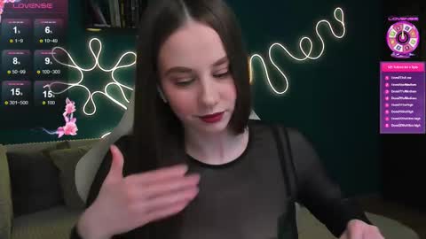 Snapshot of katie_taylorr chatting on March 13, 10:38 pm Katie online show from March 13, 10:38 pm