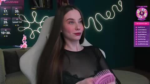 Snapshot of katie_taylorr chatting on March 14, 10:04 pm Katie online show from March 14, 10:04 pm