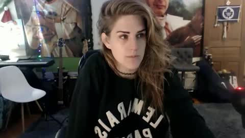 Katie online show from February 14, 5:09 am