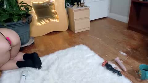 Kate online show from April 2, 10:02 am