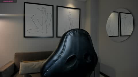 Snapshot of katiestonne chatting on January 15, 3:22 am Kate Stonne online show from January 15, 3:22 am