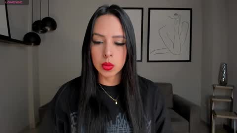 Snapshot of katiestonne chatting on February 18, 3:42 am Kate Stonne online show from February 18, 3:42 am