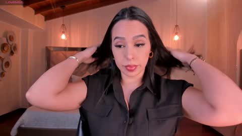 Snapshot of katiestonne chatting on October 4, 3:15 am Kate Stonne online show from October 4, 3:15 am