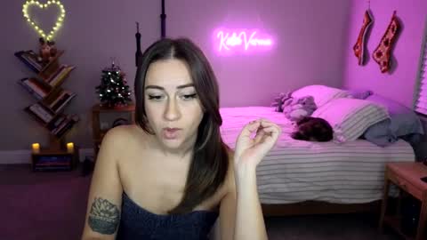 Katie Verona online show from December 21, 1:47 am