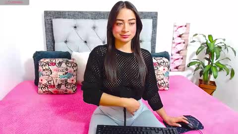 Follow Instagram katikloving online show from January 15, 7:57 am