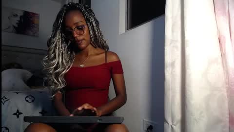 katitabonny online show from February 25, 11:47 pm