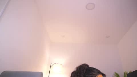 Follow me on instagram and twitter as correaktnees online show from January 17, 7:46 am