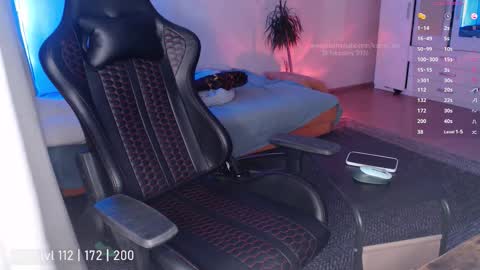 Snapshot of katrin_fox chatting on February 26, 4:28 pm pvt open online show from February 26, 4:28 pm