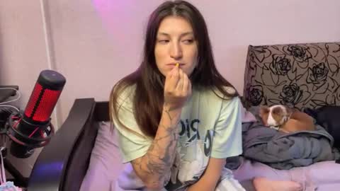   naked in pvt show 100 tk online show from May 31, 3:41 pm