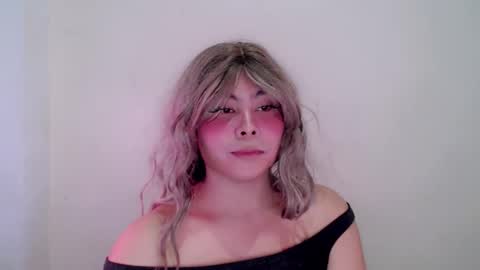 Snapshot of katrinadodson chatting on February 25, 9:08 am kat online show from February 25, 9:08 am