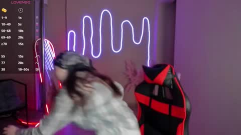 katrineevvans online show from March 1, 8:16 am