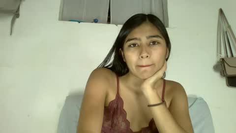 Snapshot of katrushca24 chatting on December 4, 3:21 pm kat online show from December 4, 3:21 pm
