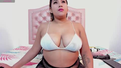 katryn online show from February 1, 9:24 pm