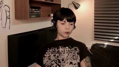 Snapshot of katsurotaro chatting on March 4, 8:59 pm katsuro online show from March 4, 8:59 pm