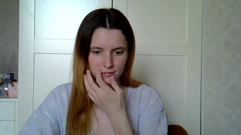 Snapshot of katte_light chatting on June 29, 4:40 pm katte light online show from June 29, 4:40 pm
