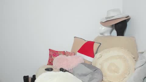 Snapshot of kattiafox chatting on January 12, 5:40 pm Kattia Fox online show from January 12, 5:40 pm