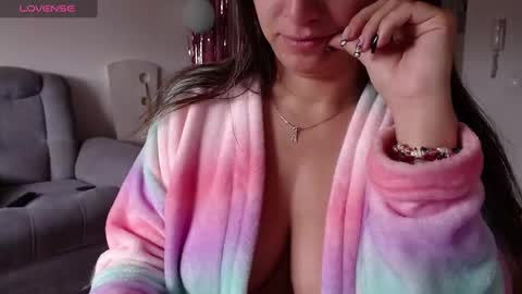 Snapshot of kattie_love chatting on February 15, 12:54 pm kattie online show from February 15, 12:54 pm