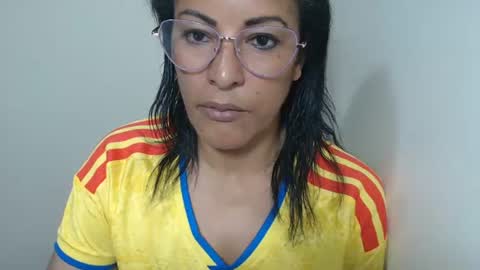 KattleyaGrey online show from July 3, 9:21 pm