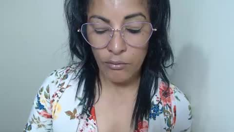 KattleyaGrey online show from July 6, 9:28 pm