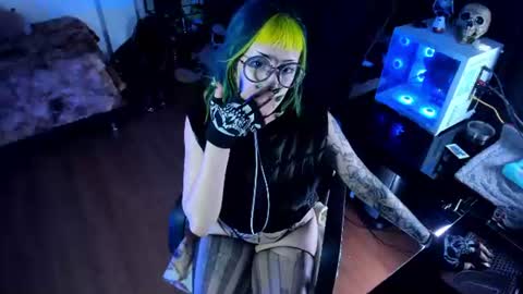 Snapshot of kattx_ chatting on June 23, 4:21 am kattx independent model online show from June 23, 4:21 am