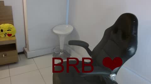 Snapshot of katty_love01 chatting on February 25, 5:15 pm katty_love01 online show from February 25, 5:15 pm