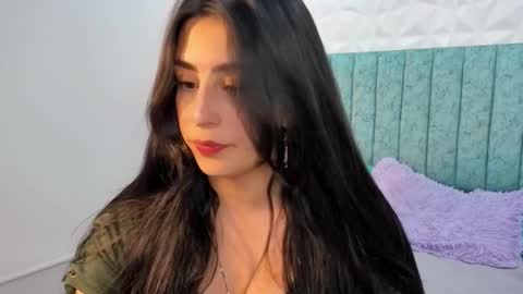 Snapshot of katty_love01 chatting on September 11, 7:58 pm katty_love01 online show from September 11, 7:58 pm