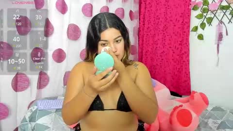 Snapshot of kattybeeckxxx chatting on January 24, 11:04 am kattybeeckxxx online show from January 24, 11:04 am