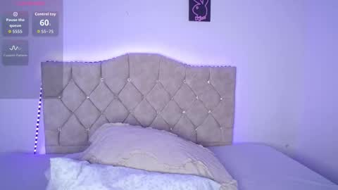 katty peach  online show from October 11, 11:58 pm