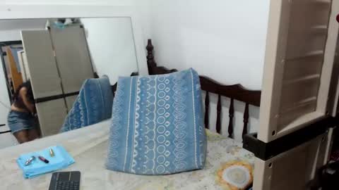 angel online show from February 3, 7:21 pm