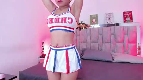 Snapshot of kattysweety_ chatting on December 18, 5:46 am Katty online show from December 18, 5:46 am