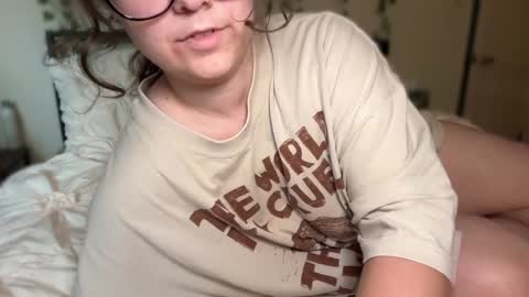 Snapshot of katxxgolding chatting on May 27, 1:57 am Princesse Kat online show from May 27, 1:57 am