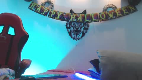 Katy Van online show from October 8, 8:50 pm