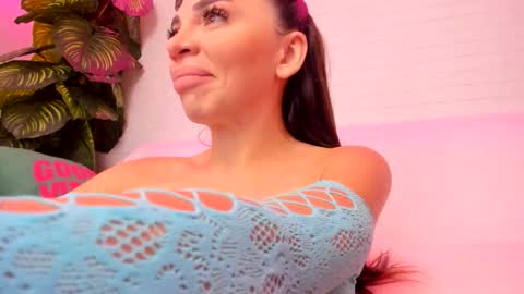 Snapshot of katya__k chatting on October 6, 5:21 pm katya__k online show from October 6, 5:21 pm