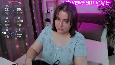 Kate online show from October 2, 3:13 am