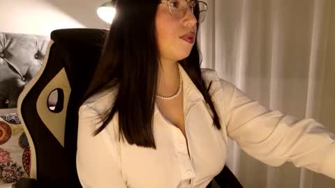 Snapshot of katybelladonna chatting on February 17, 2:30 am KATY online show from February 17, 2:30 am