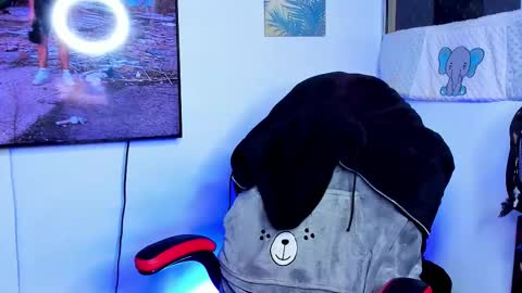 Snapshot of katydeliz chatting on February 8, 3:32 am katy deliz online show from February 8, 3:32 am